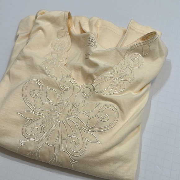 Women’s Talbots Cream Embroidered Top Size M - Picture 4 of 4